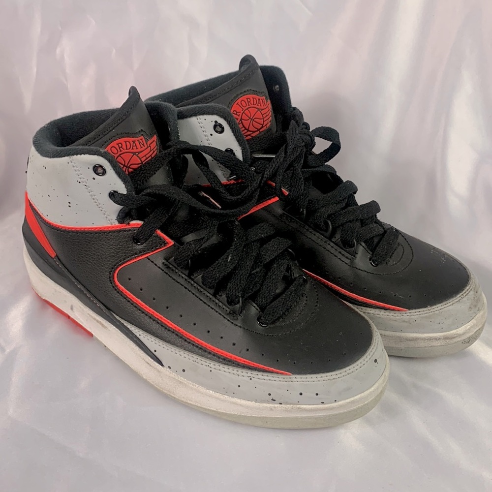 ♦️JORDAN 2 RETRO Infrared Cement Gray